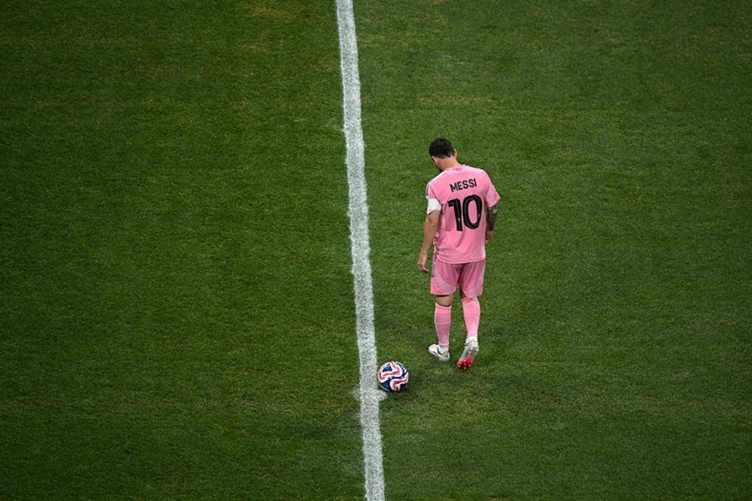 九游娱乐-巴黎圣日耳曼不断突破！，梅西连续十场比赛得分超过比赛规则变更比赛高潮迭起的简单介绍