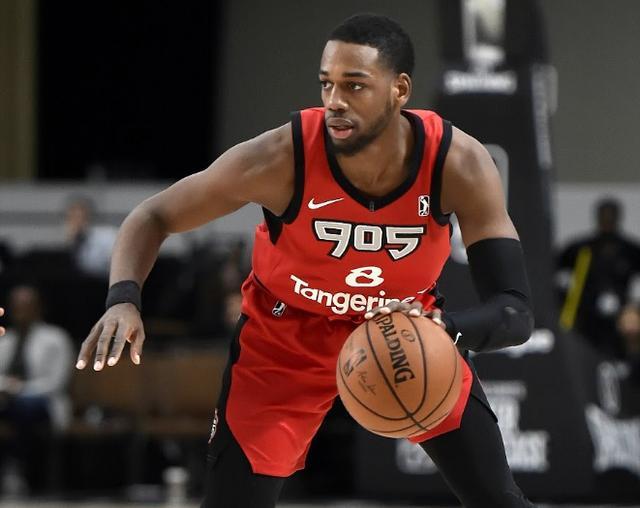 九游娱乐-瓦伦西亚发布备战花絮；加时末段战术微调；CBA常规赛任务艰巨；细节决定成败的简单介绍